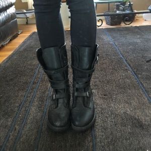 Steve Madden Boots